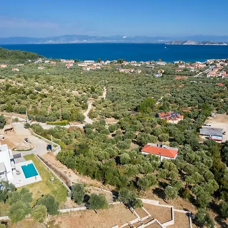 Hillside - Thea 别墅