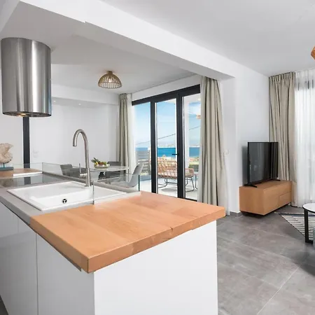 빌라 Hillside - Thea 리메나스