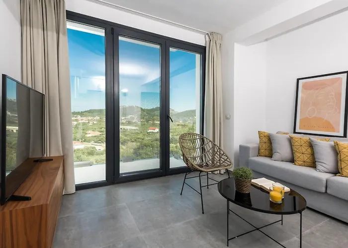 Hillside - Thea 萨索斯